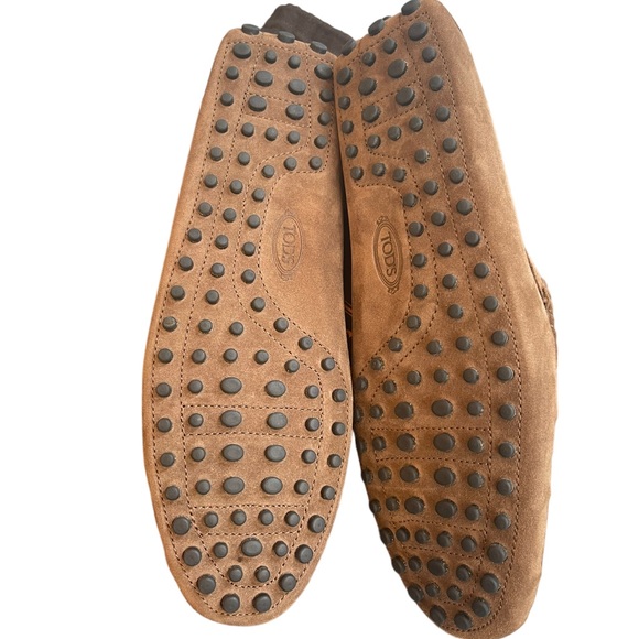 New Brown Suede Tod’s Driving Shoe (Sz11) - Picture 2 of 4